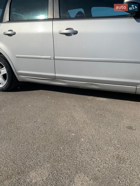 Минивэн Ford C-Max 2009 в Вараше