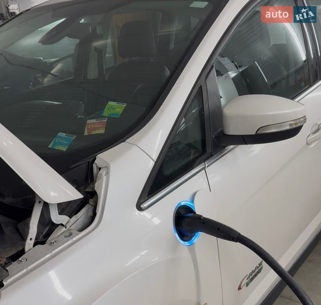 Мінівен Ford C-Max 2016 в Львові