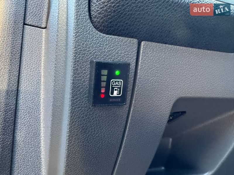 Мінівен Ford C-Max 2009 в Долині