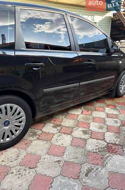 Минивэн Ford C-Max 2007 в Балте