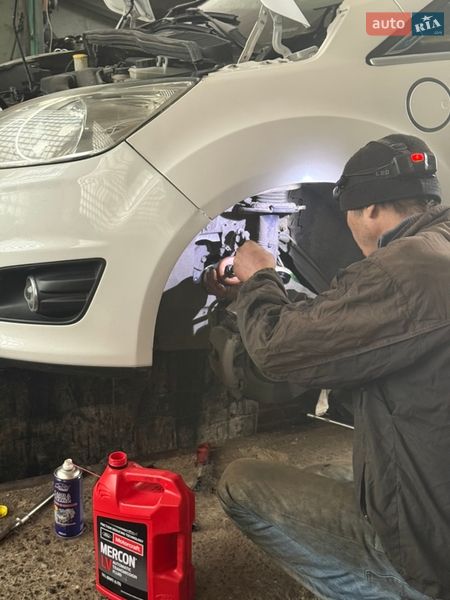 Мінівен Ford C-Max 2014 в Могилів-Подільському фото 11 Мінівен Ford C-Max 2014 в Могилів-Подільському