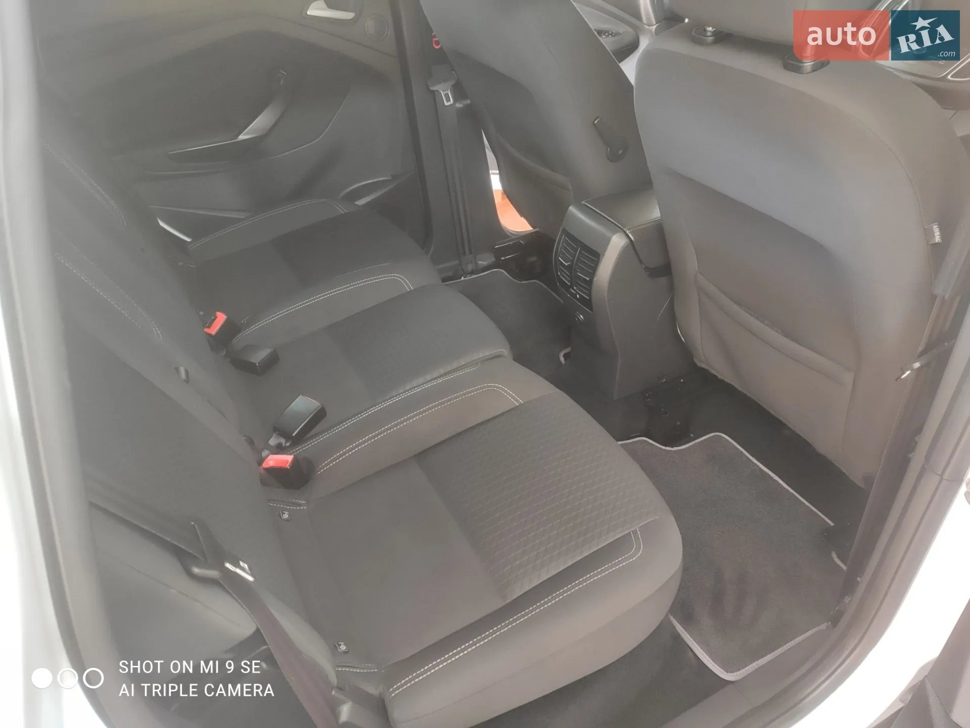 2016 Ford C-MAX - мініатюра 34
