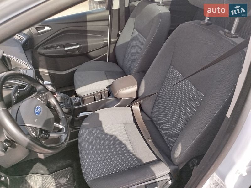 Мінівен Ford C-Max 2015 в Красилові