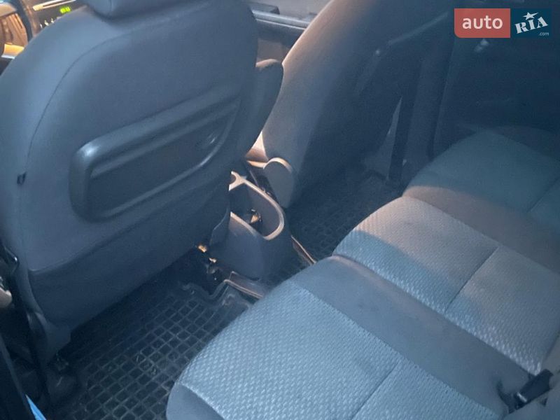 Мінівен Ford C-Max 2004 в Рудки