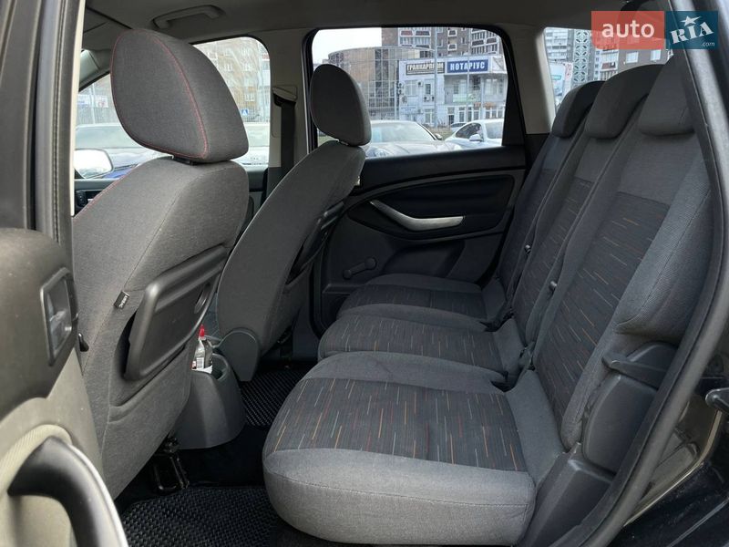 Минивэн Ford C-Max 2008 в Киеве