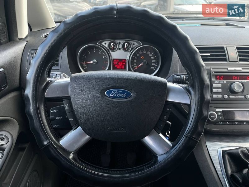 Минивэн Ford C-Max 2008 в Киеве