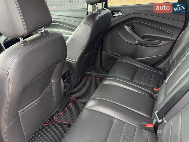 Минивэн Ford C-Max 2016 в Южном