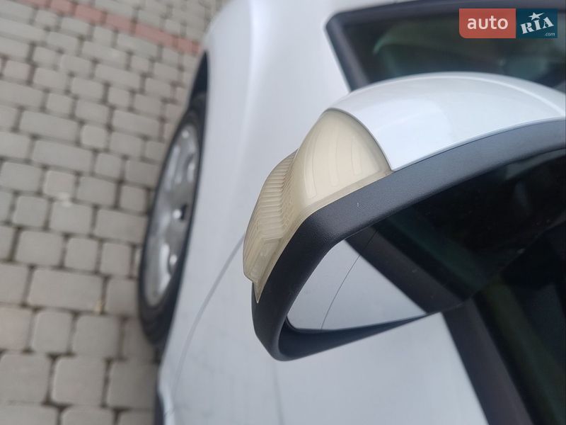 Минивэн Ford C-Max 2012 в Тернополе