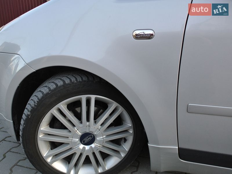 Минивэн Ford C-Max 2005 в Каменец-Подольском