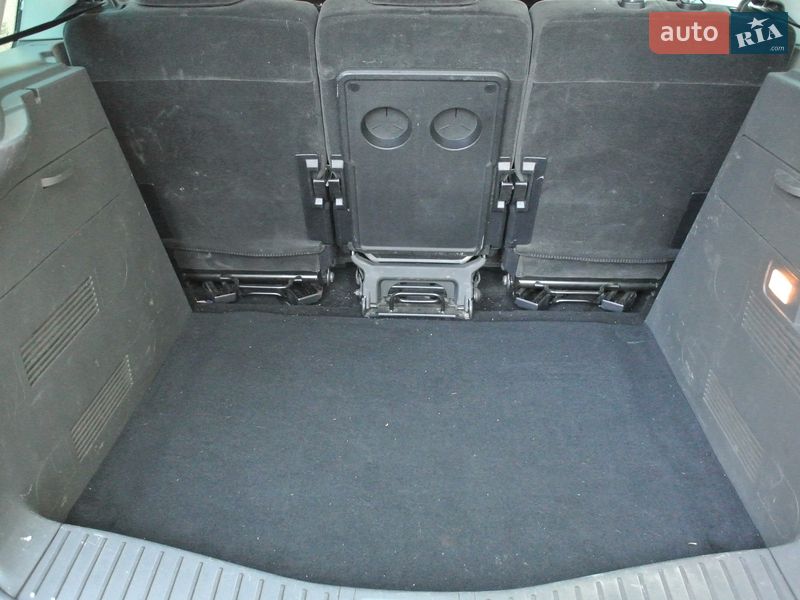 Минивэн Ford C-Max 2005 в Каменец-Подольском