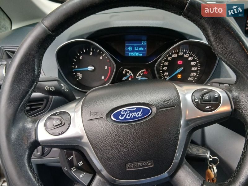 Минивэн Ford C-Max 2014 в Киеве