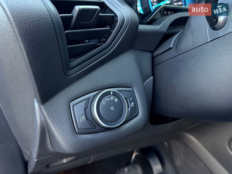 Мінівен Ford C-Max 2017 в Києві