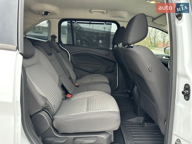 Минивэн Ford C-Max 2017 в Дрогобыче