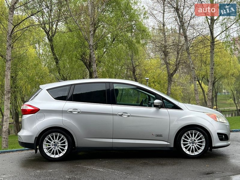 Минивэн Ford C-Max 2013 в Киеве