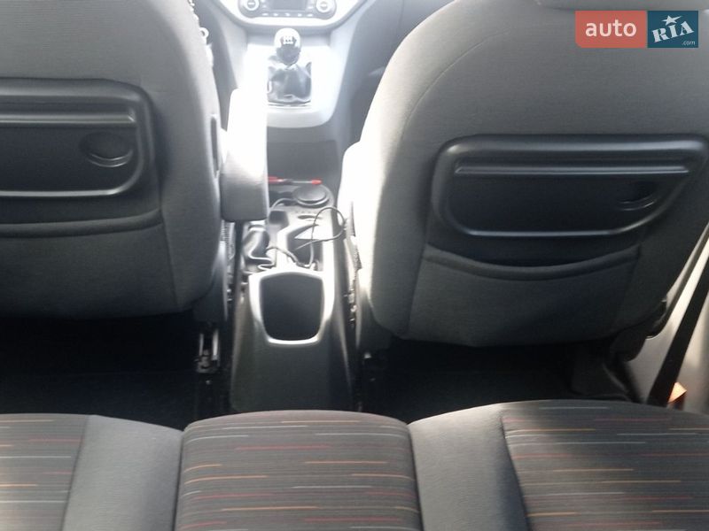 Минивэн Ford C-Max 2009 в Ровно