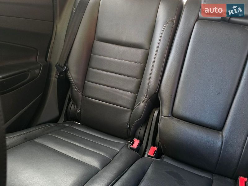 Минивэн Ford C-Max 2015 в Чернигове
