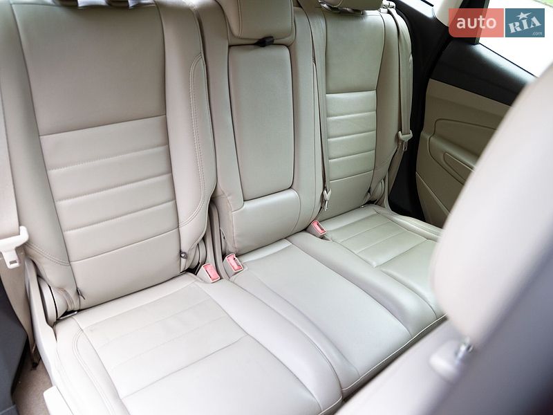 Минивэн Ford C-Max 2015 в Тернополе фото 16 Минивэн Ford C-Max 2015 в Тернополе