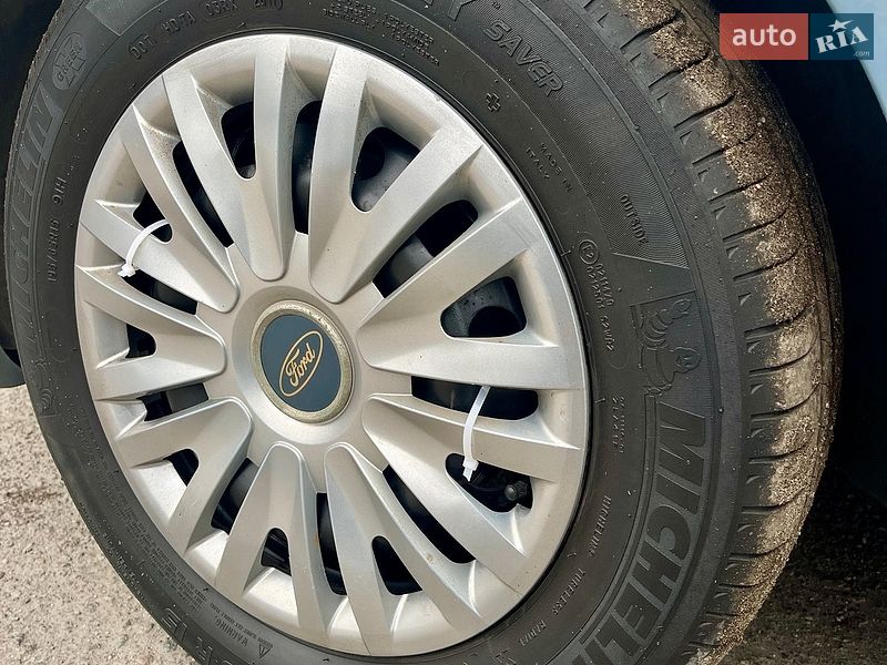 Минивэн Ford C-Max 2008 в Кривом Роге