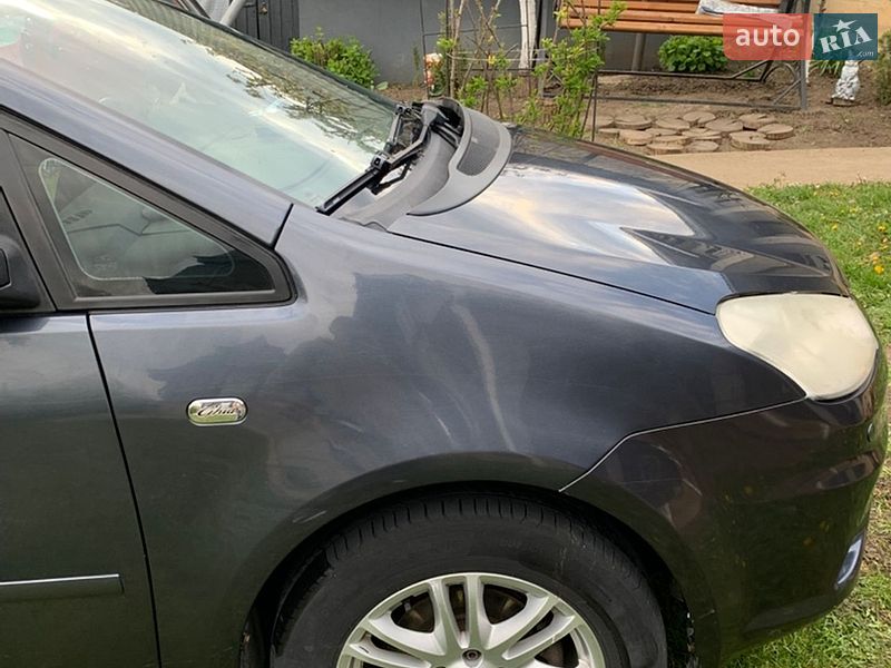 Минивэн Ford C-Max 2009 в Снятине