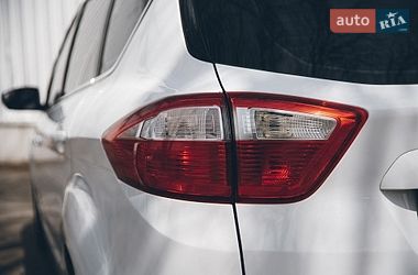 Минивэн Ford C-Max 2015 в Измаиле