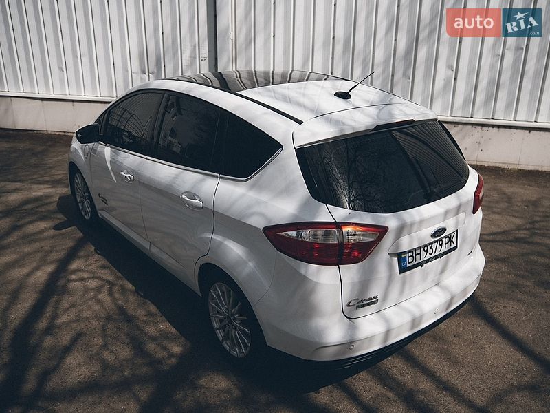 Минивэн Ford C-Max 2015 в Измаиле