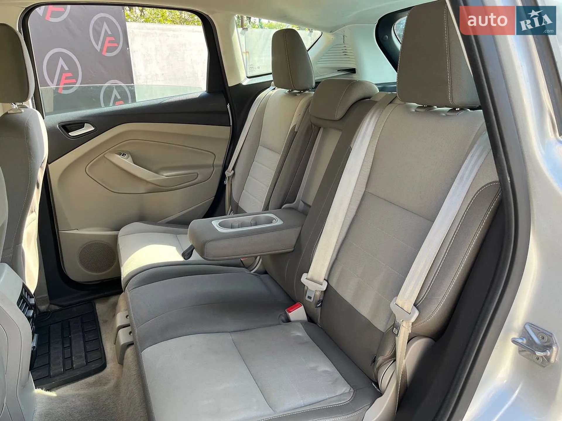 2016 Ford C-MAX - мініатюра 12