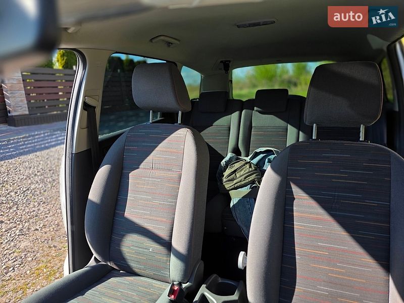 Мінівен Ford C-Max 2009 в Нововолинську
