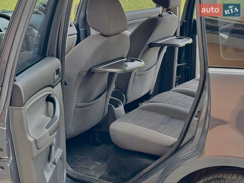 Минивэн Ford C-Max 2008 в Львове