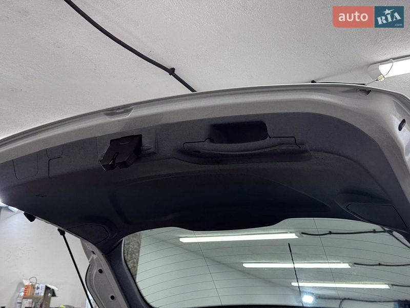 Минивэн Ford C-Max 2014 в Стрые