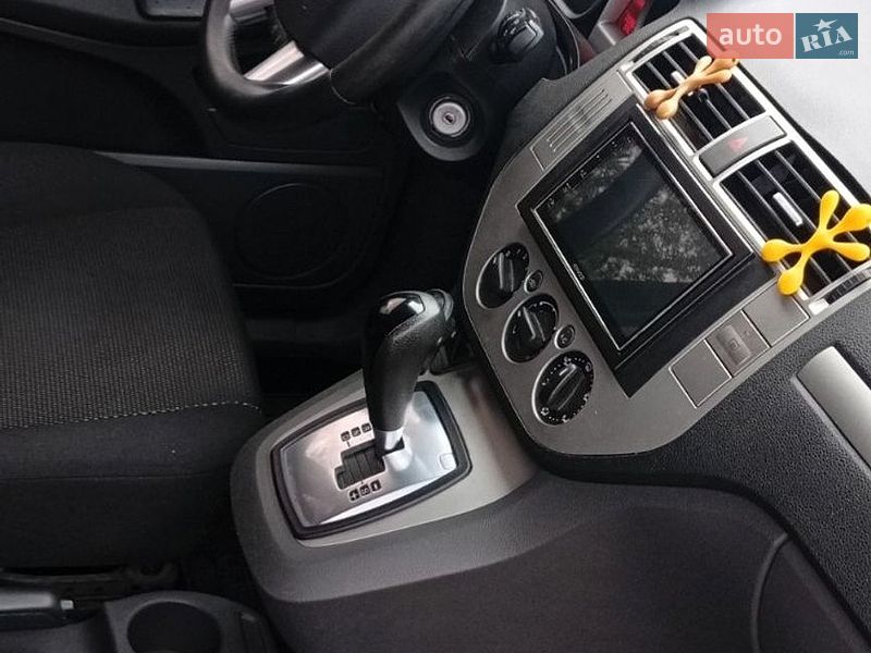 Минивэн Ford C-Max 2009 в Городке