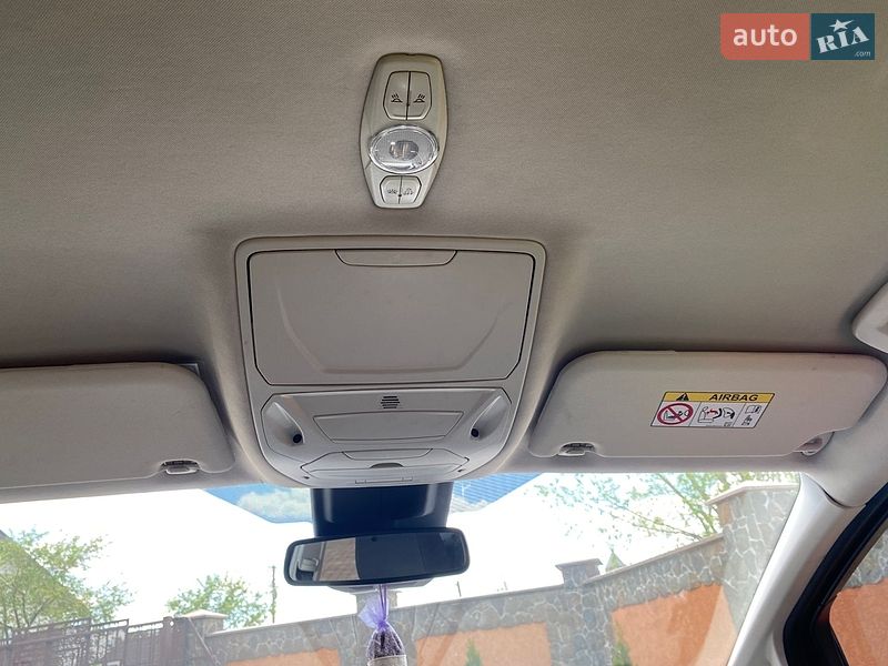 Минивэн Ford C-Max 2016 в Ивано-Франковске