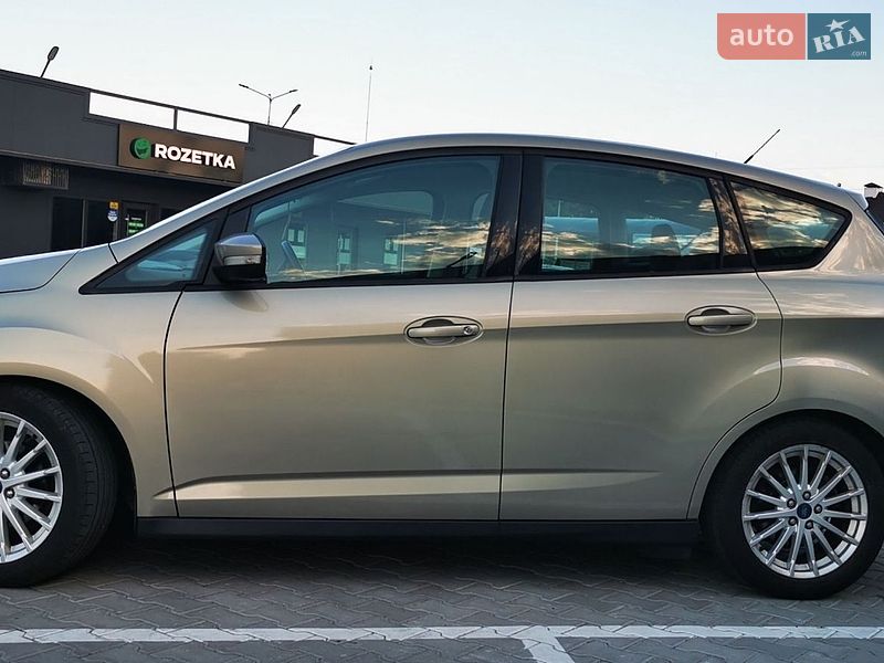 Минивэн Ford C-Max 2016 в Киеве