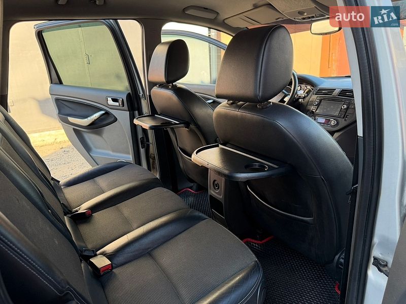Минивэн Ford C-Max 2008 в Стрые