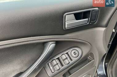 Минивэн Ford C-Max 2010 в Львове