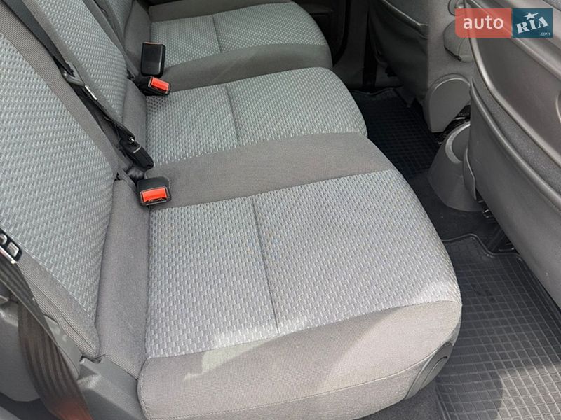 Мінівен Ford C-Max 2006 в Полтаві