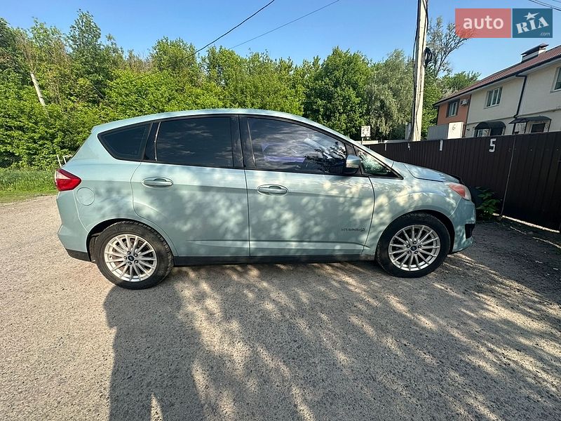Мінівен Ford C-Max 2012 в Обухові