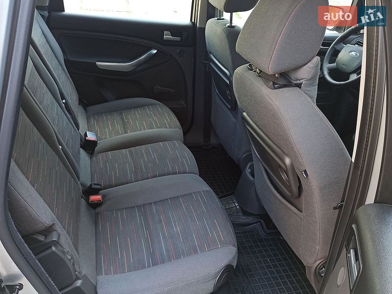 Минивэн Ford C-Max 2010 в Днепре