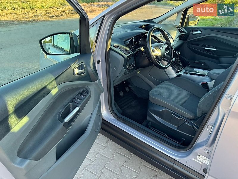 Мінівен Ford C-Max 2010 в Нововолинську