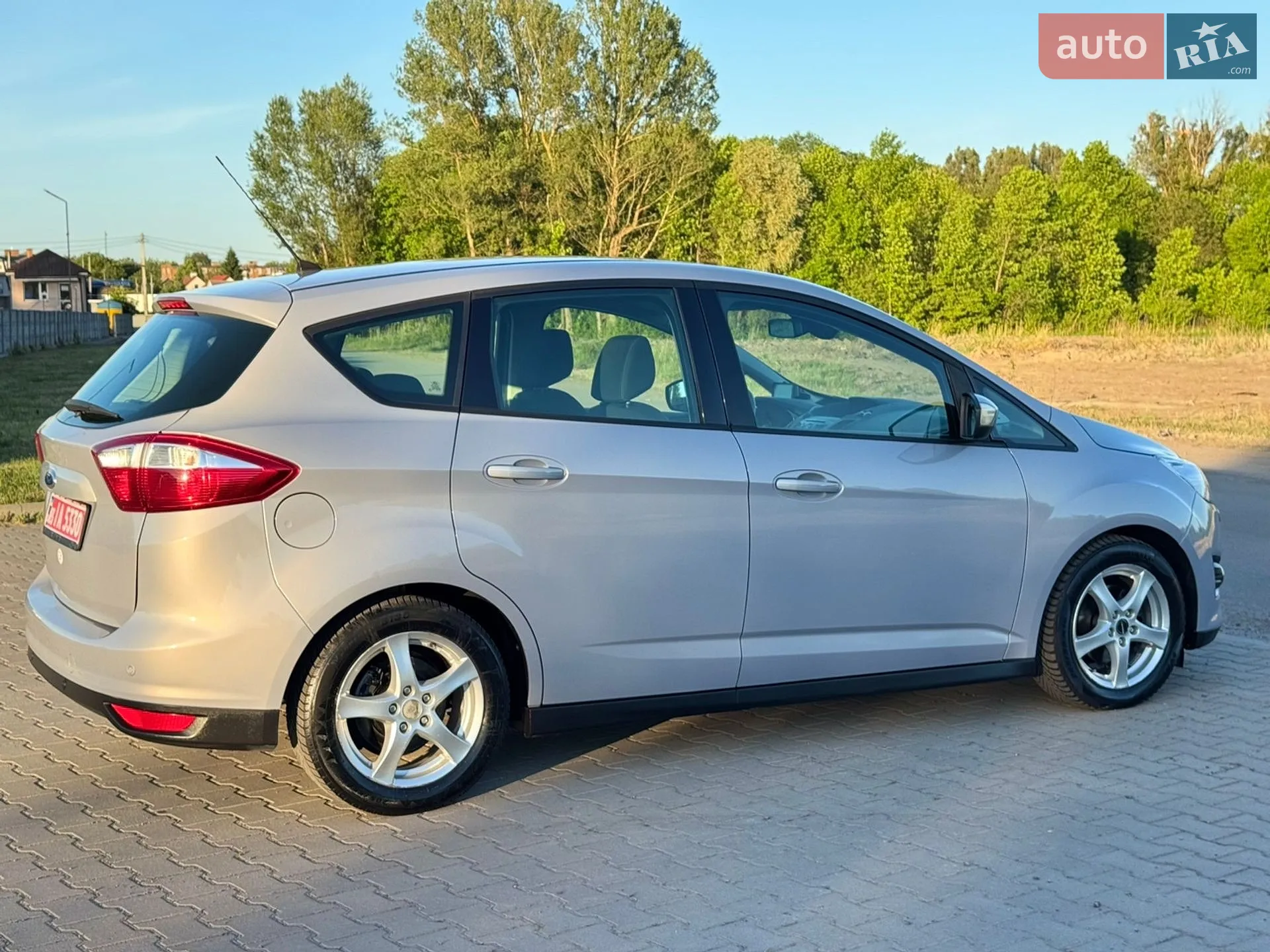2010 Ford C-MAX - мініатюра 38