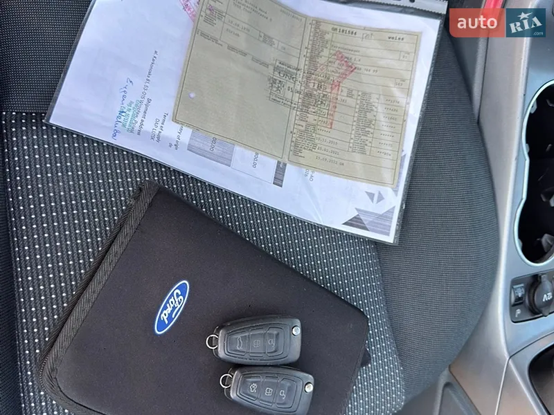 Мінівен Ford C-Max 2010 в Нововолинську документ