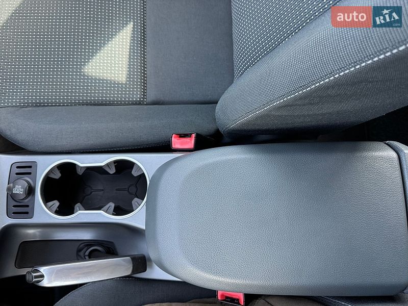 Мінівен Ford C-Max 2011 в Стрию
