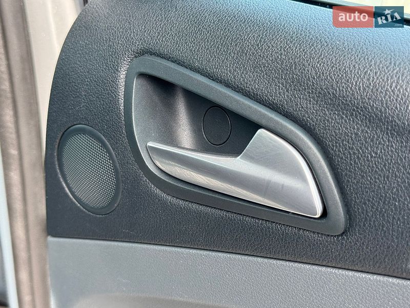 Мінівен Ford C-Max 2011 в Стрию