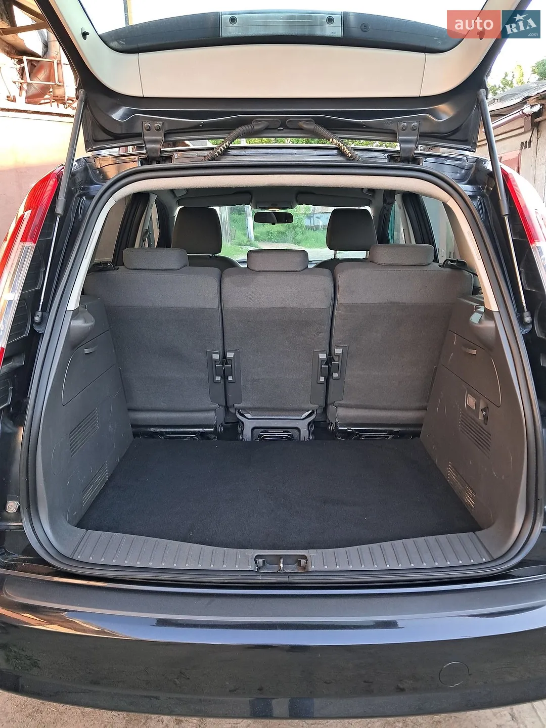 2010 Ford C-MAX - мініатюра 21