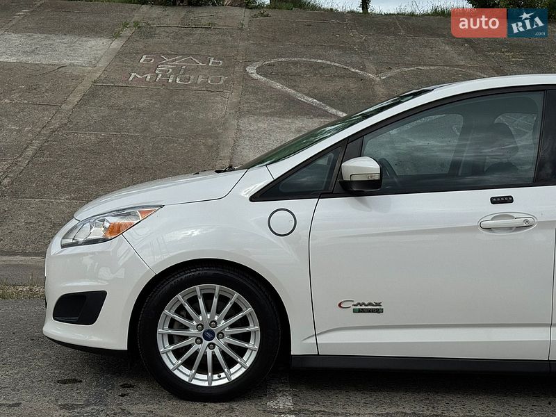 Мінівен Ford C-Max 2017 в Києві