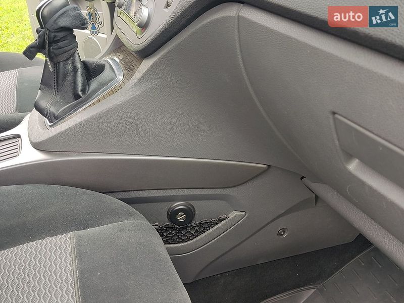 Минивэн Ford C-Max 2008 в Драбове