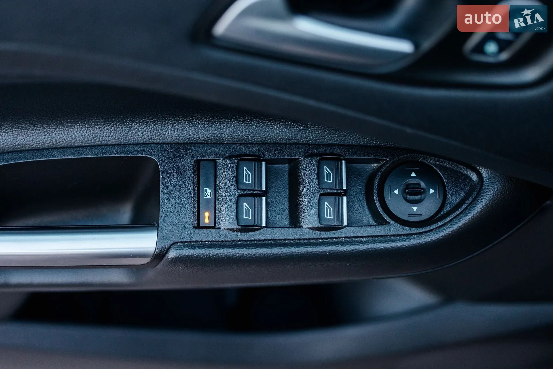 2017 Ford C-MAX - мініатюра 54