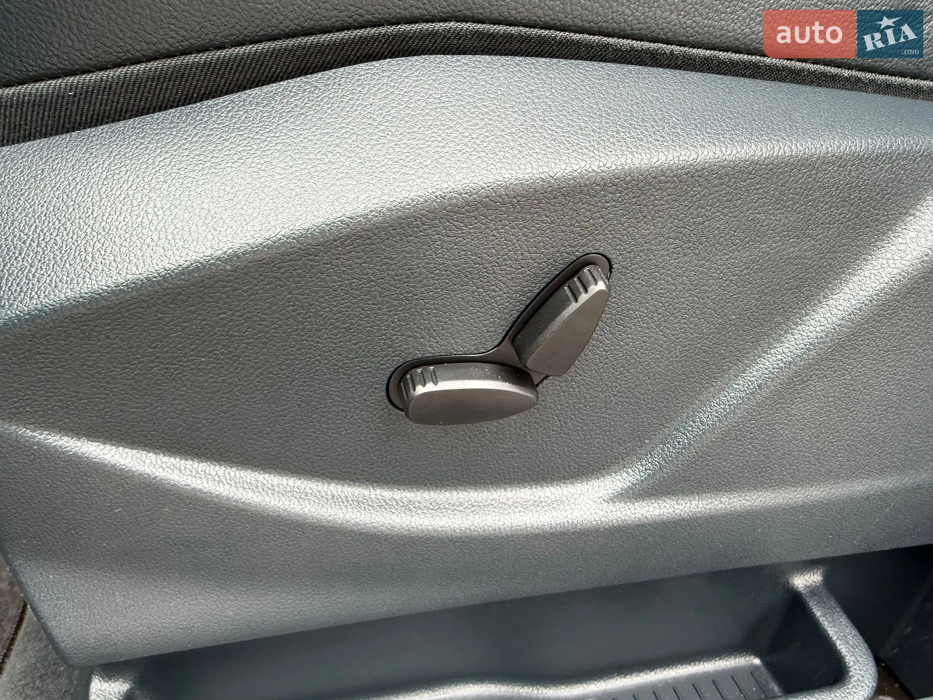 2013 Ford C-MAX - мініатюра 67