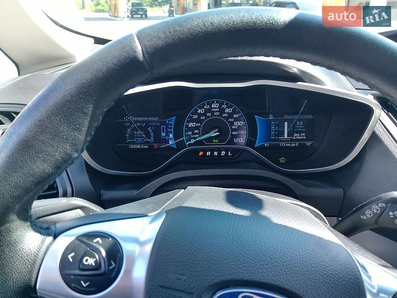 Минивэн Ford C-Max 2015 в Киеве