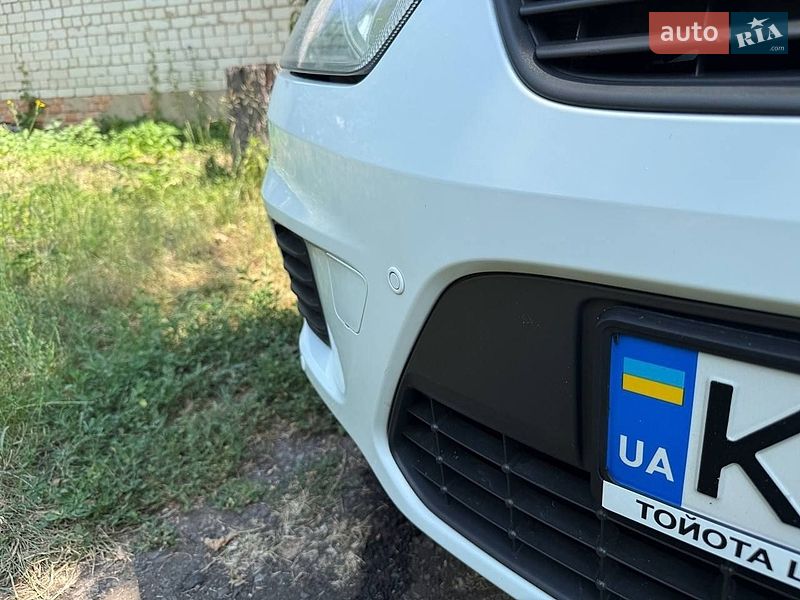 Мінівен Ford C-Max 2009 в Рівному фото 9 Мінівен Ford C-Max 2009 в Рівному