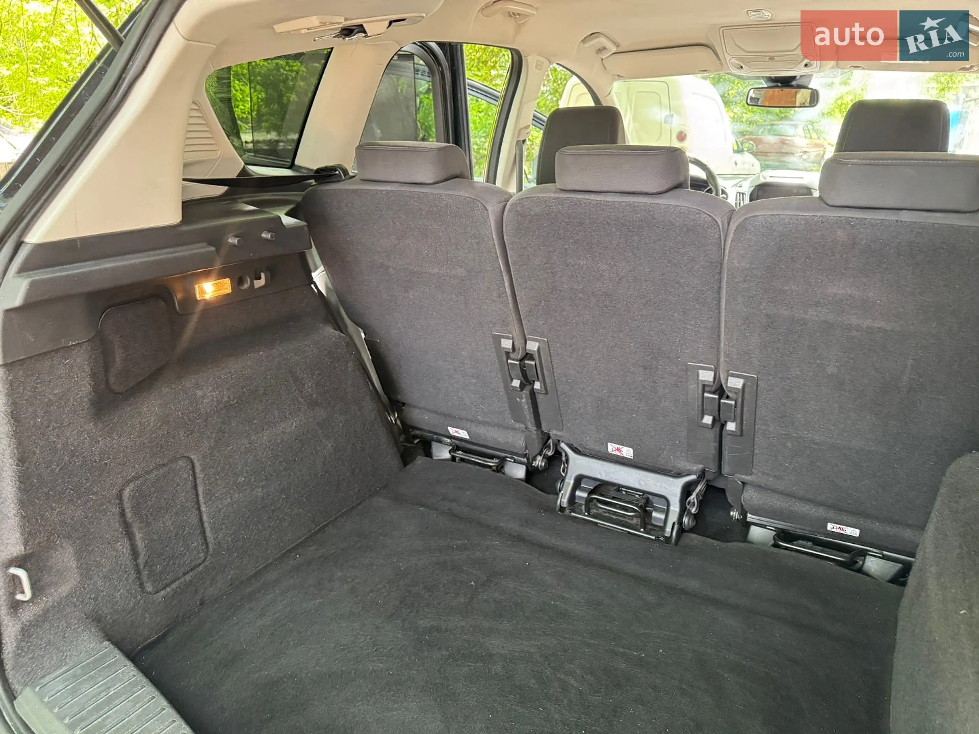 2016 Ford C-MAX - мініатюра 43